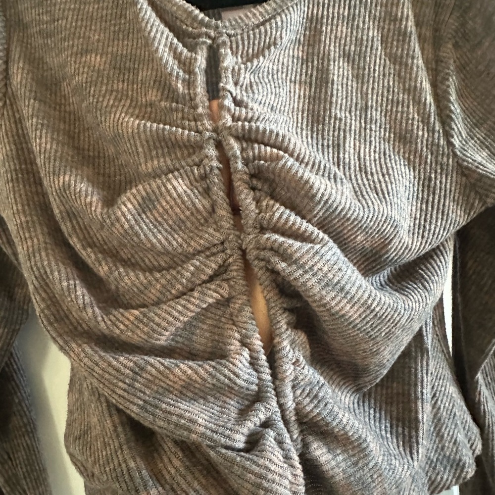 Wild Fable Womens Brown Long Sleeve Crop Top Cutout Top Cinch Tie - Picture 4 of 9